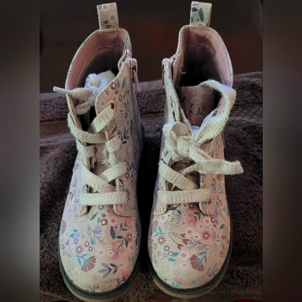 Children boots